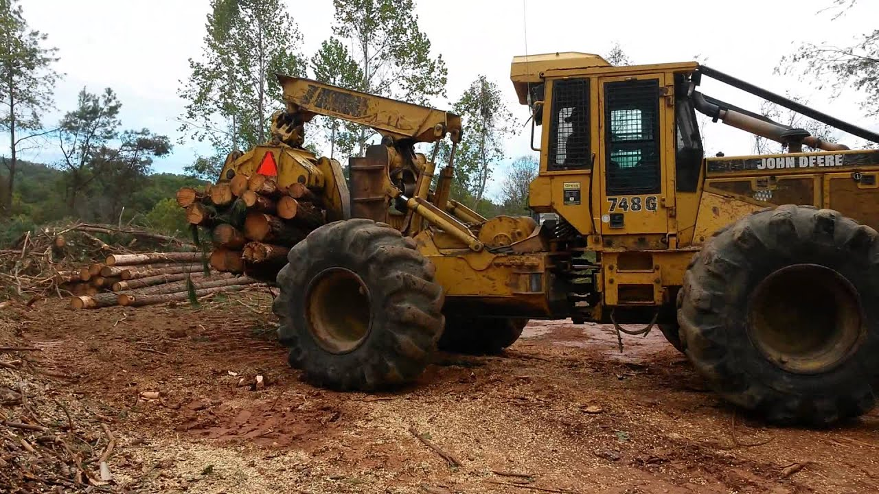 Вакансия: Оператор трелевочного трактора John Deere 748G, 648G3